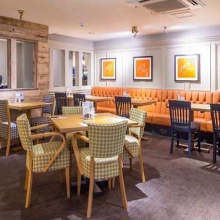 Premier Inn Newport Wales Exterior foto